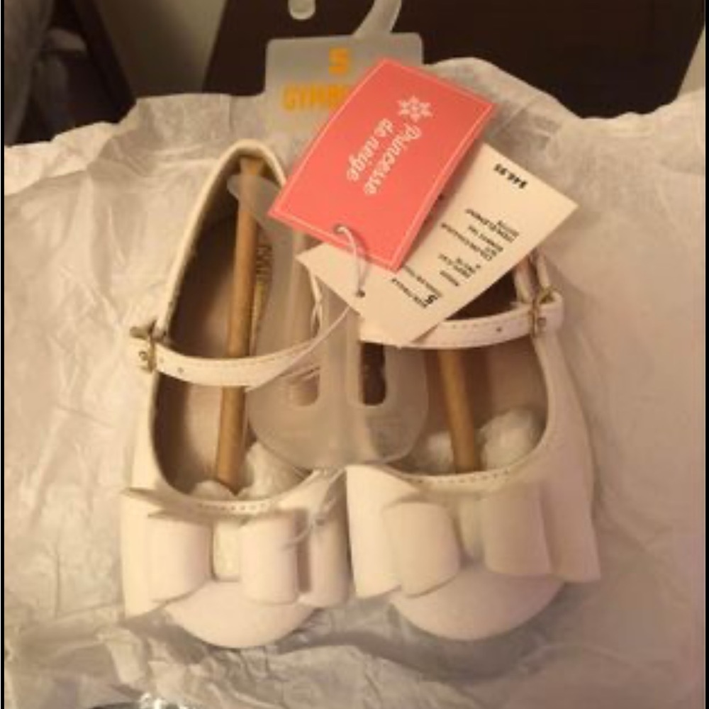 Gymboree NWT size 5 toddler shoes